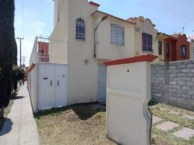 #15 - Casa para Venta en Ecatepec de Morelos - MC